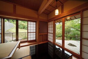 Wi-Fi gratuit, draps fournis