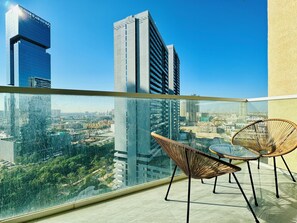 1 bedroom, free WiFi - Venduras - Chic Apt Hameni Tower JVC (Dubai)