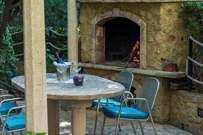 Outdoor dining - Green Terrace Apartment I (Dubrovnik)