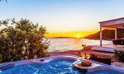 BUQEZ ECO RESORT - Villa 18 - Beachfront
