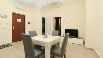 Comfort Apartment | Living area