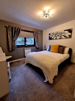 3 Schlafzimmer, Bügeleisen/Bügelbrett, Reisekinderbett, kostenloses WLAN