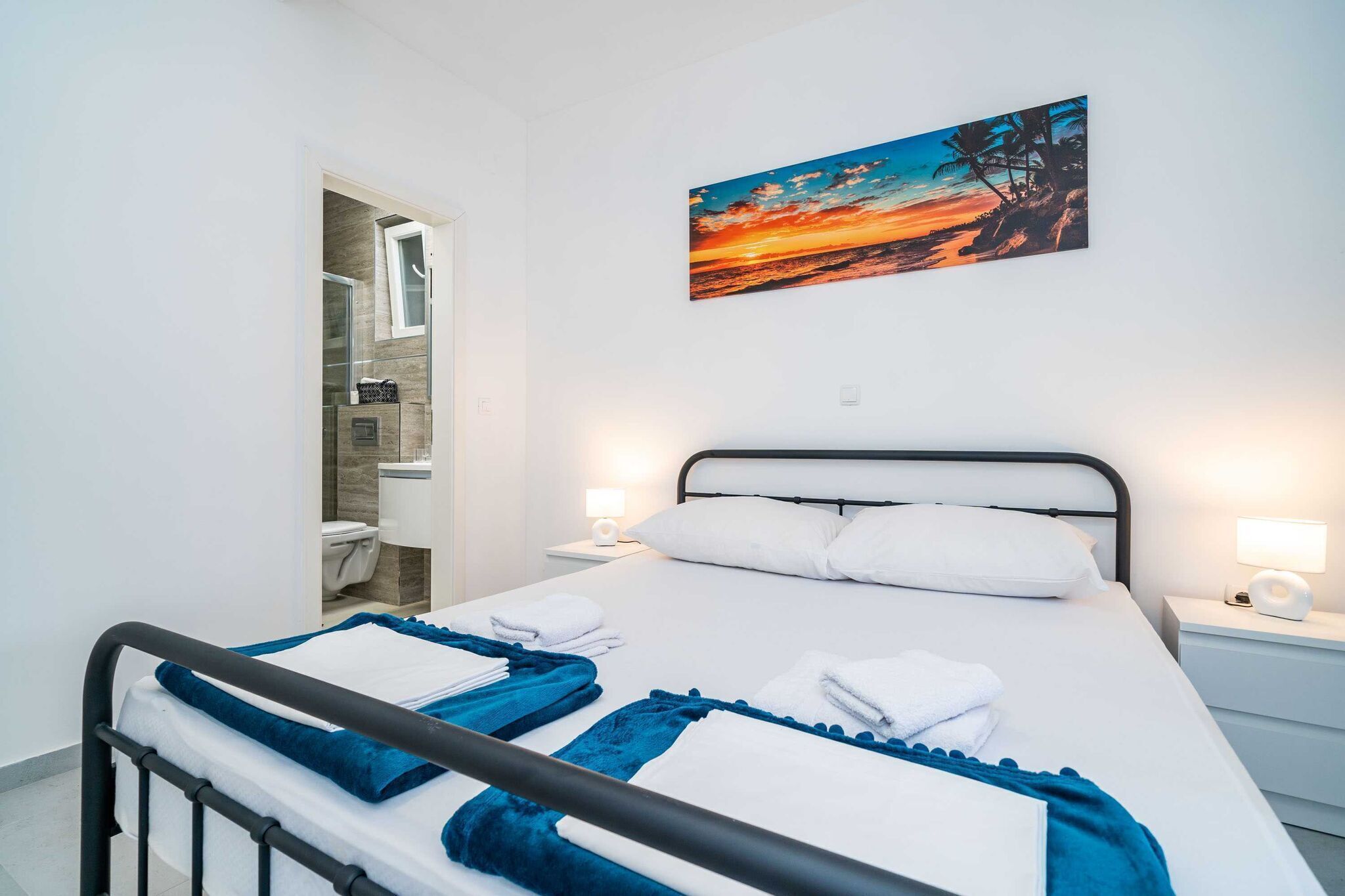 2 bedrooms, free WiFi