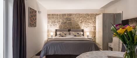 Bügeleisen/Bügelbrett, kostenloses WLAN