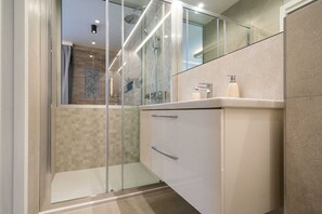 Shower, hair dryer