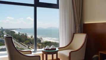 Deluxe Double Room, Partial Ocean View
