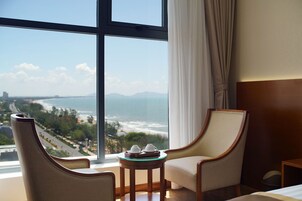 Deluxe Double Room, Partial Ocean View