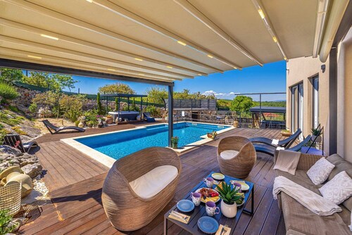 Villa Bella Vista in Tribulje