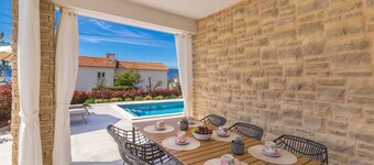 Holiday House Villa Andro