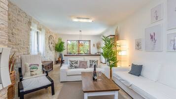 3 عدّة غرف نوم