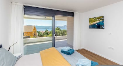 Villa DEI Tramonti With Private Pool