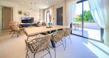 Villa Quarnaro With Heated Pool