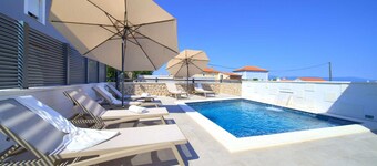 Villa Quarnaro With Heated Pool