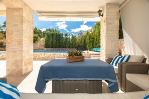 3 bedrooms - Villa Gita in Malinska (Malinska-Dubasnica)