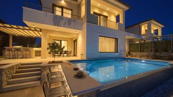 Villa | 4 dormitorios