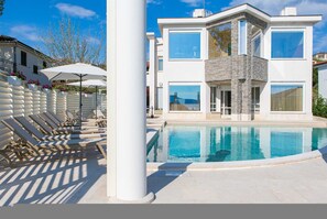 Villa | 5 bedrooms - Villa Piano With sea View (Krk)