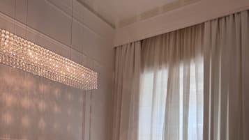 1 chambre, minibar, coffres-forts dans les chambres, rideaux occultants