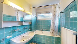 Hair dryer, towels