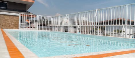 Utomhuspool
