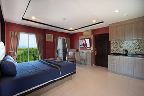 Basic Studio, Balcony, Sea View | In-room safe, free WiFi - New Nordic VIP 6 Kristine (Pattaya)