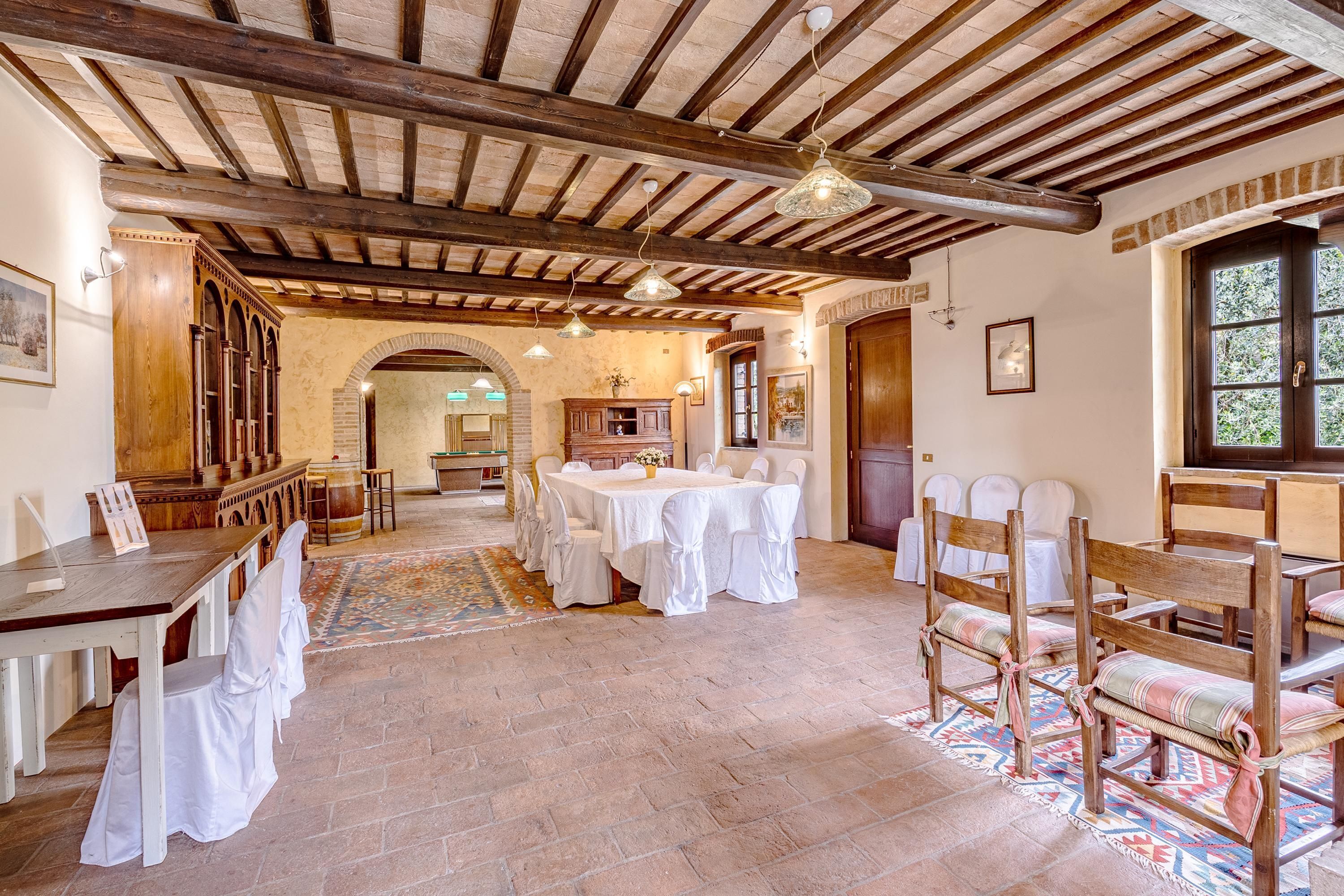 6 bedrooms, Internet