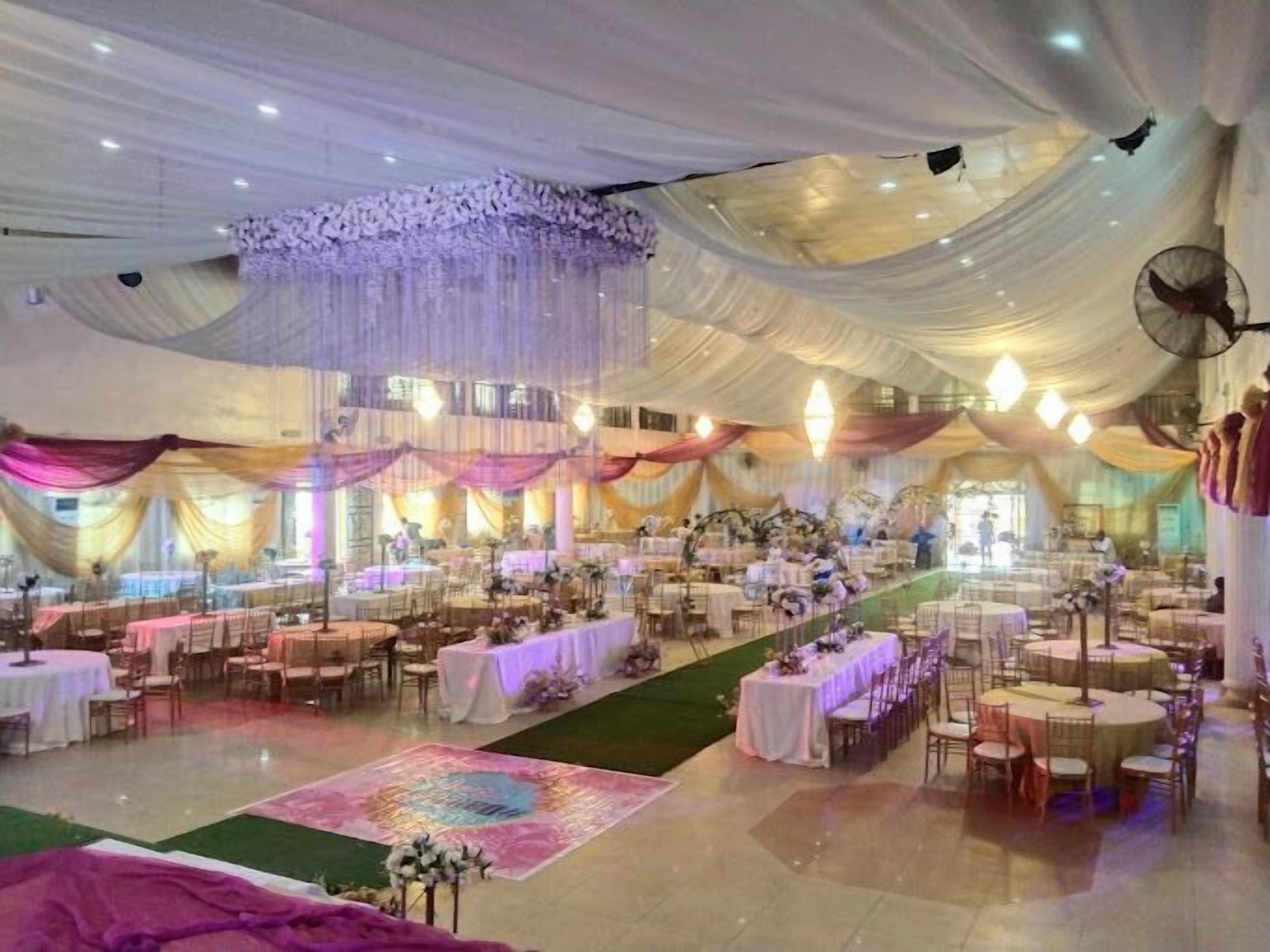 Banquet hall