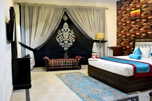 デラックス ルーム | アイロン / アイロン台、WiFi (無料)