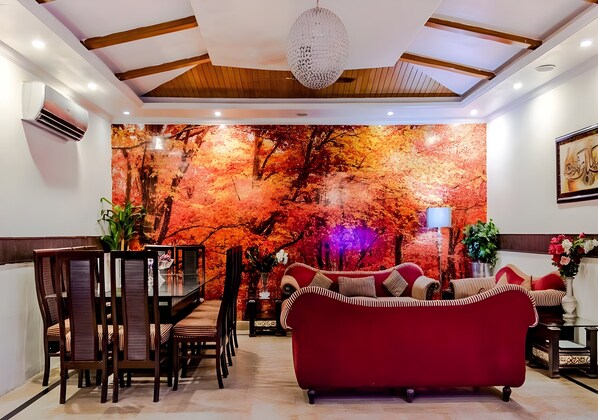 ロビー応接スペース