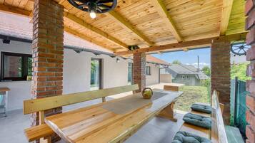 Apartment | 4 bedrooms, Internet