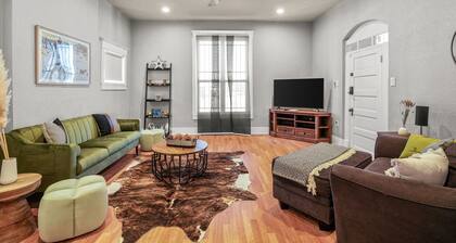 Built in 1915, this quaint historic El Paso home surprises you with its modern updates and decor