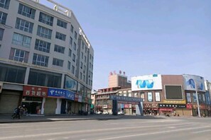 Ảnh chưa phân loại, 3 trong số 14 ảnh, nút