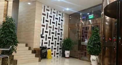 Yuxi Jungong Hotel
