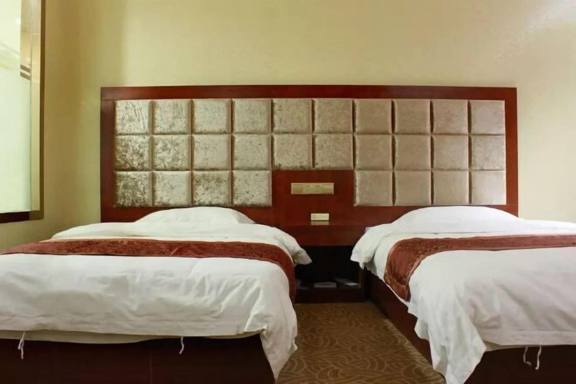 2 Star Hotels