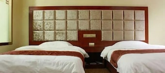 Yuxi Jungong Hotel