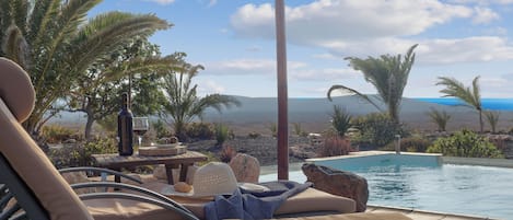 Piscine extérieure, piscine chauffée