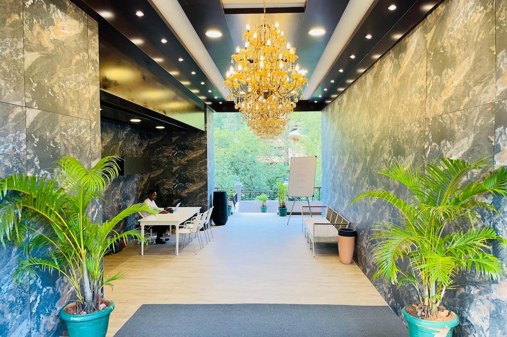 Discover Resorts Khandala