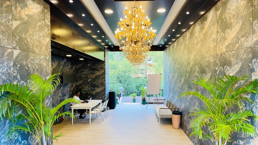 Discover Resorts Khandala