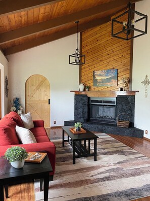 スマートテレビ、暖炉