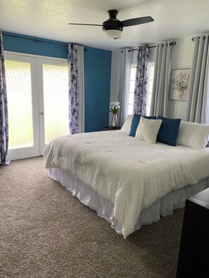 3 chambres, fer et planche à repasser, Wi-Fi, draps fournis