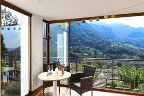 Βίλα | 2 υπνοδωμάτια, ίντερνετ 