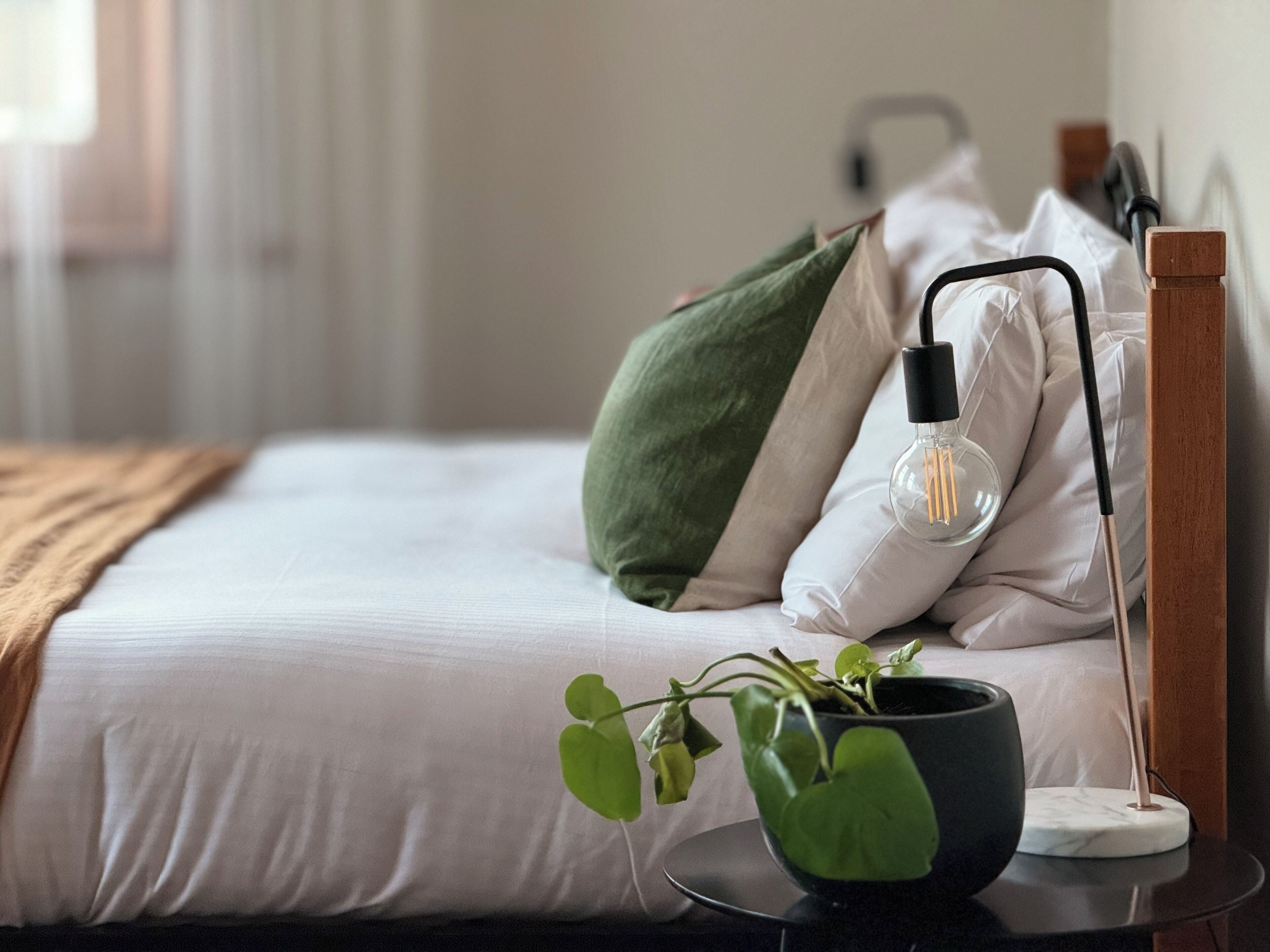 2 habitaciones, tabla de planchar con plancha y wifi gratis 