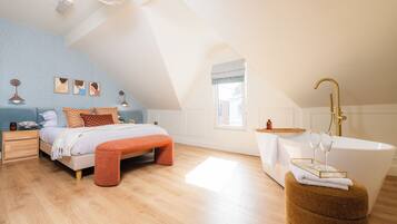 Apartment | 3 bedrooms, iron/ironing board, free WiFi, bed sheets