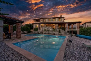 Villa, Smoking | 4 bedrooms, Internet