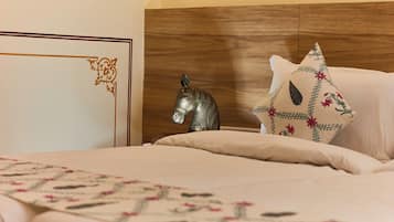 Deluxe Double Room | Free WiFi