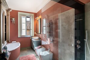 公寓, 海景 | 浴室 | 獨立浴缸及淋浴設備