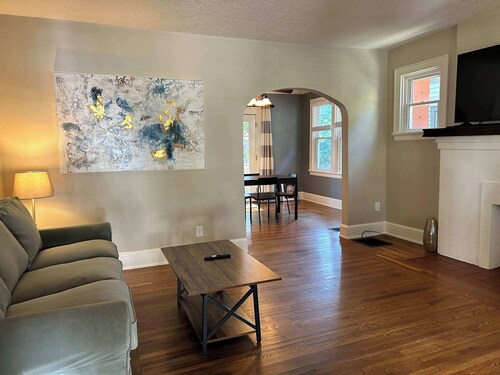 Palmetto 2 Bed Family House in Cincy near Oakley