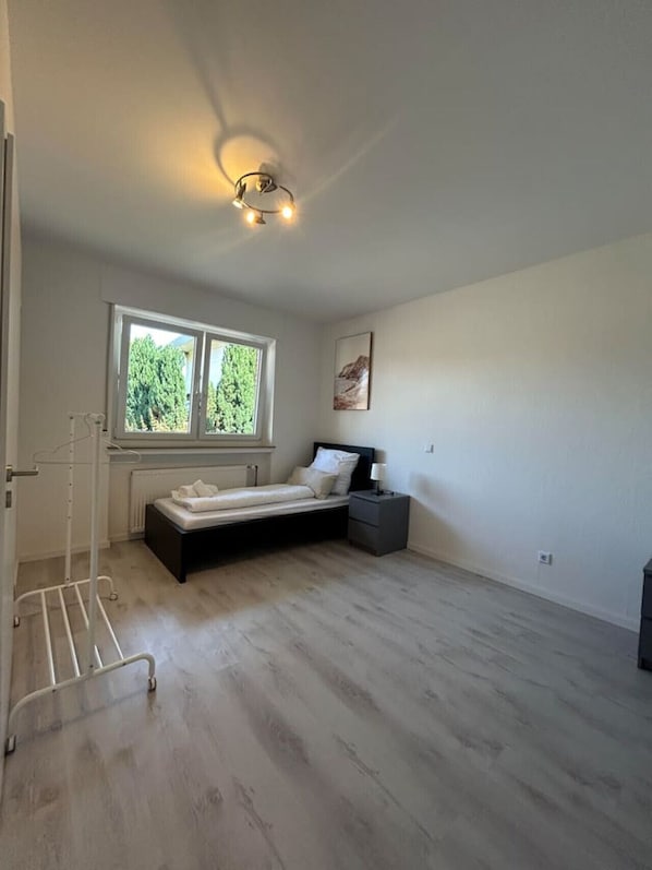 4 chambres, accès au Wi-Fi (inclus), literie fournie