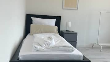 4 bedrooms, free WiFi, bed sheets