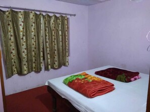Habitación doble Deluxe | Escritorio y wifi gratis 