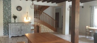 Spacious house with pool and spa